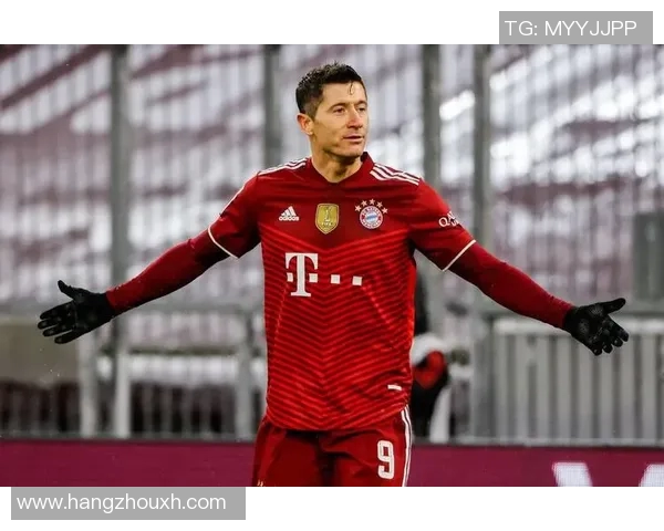 足球明星大盘点揭晓当今足坛最闪耀的球星名单与成就 足球明星大盘点揭晓当今足坛最闪耀的球星名单与成就