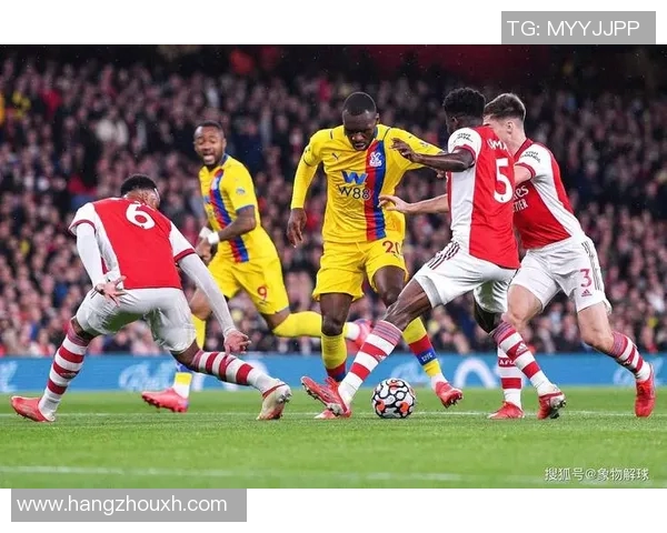 水晶宫主场迎战雷丁争夺英冠联赛关键三分之战 水晶宫主场迎战雷丁争夺英冠联赛关键三分之战